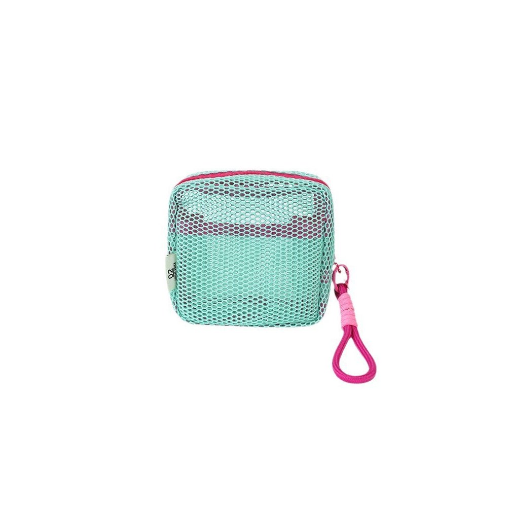 Mesh Beach Travel Pouch product image 2